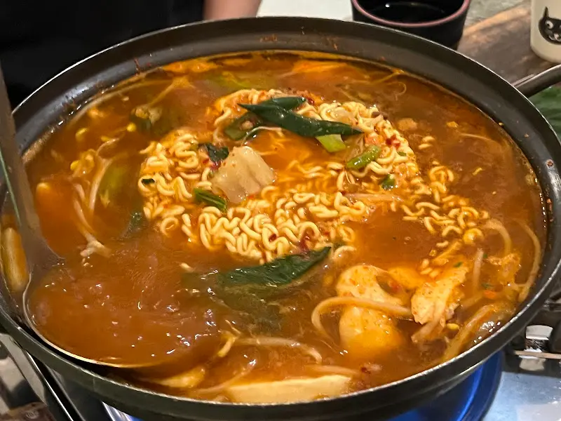 매콤한 매운탕 라면