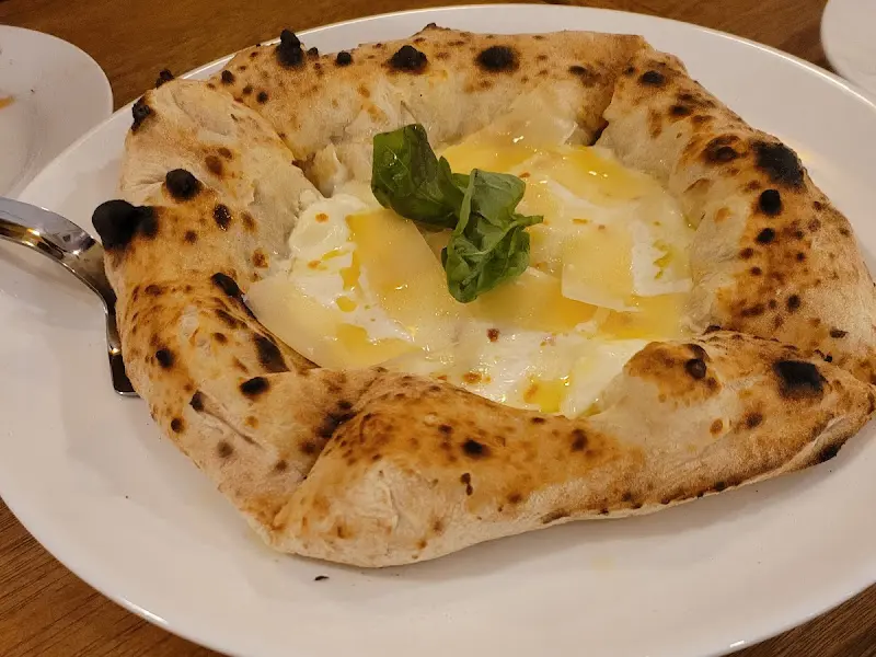 꽈트로 포르마지 피자