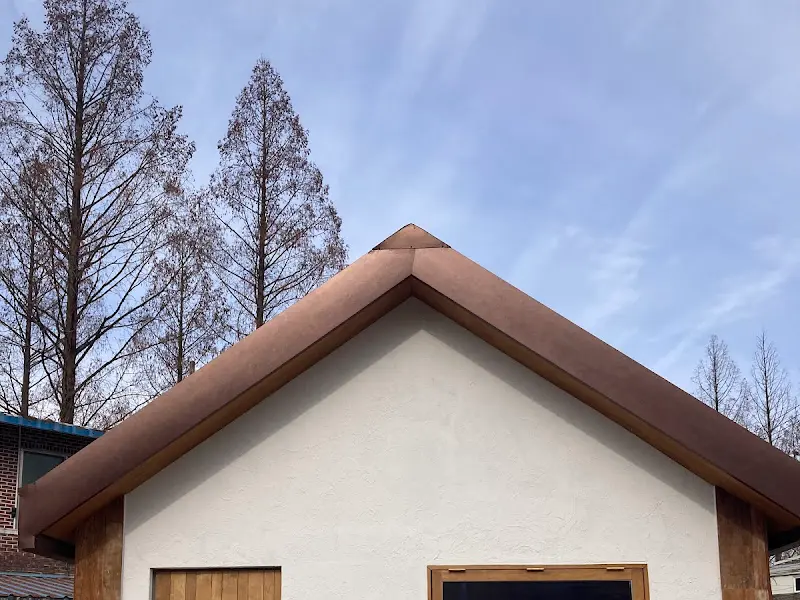 카페 외부 건물