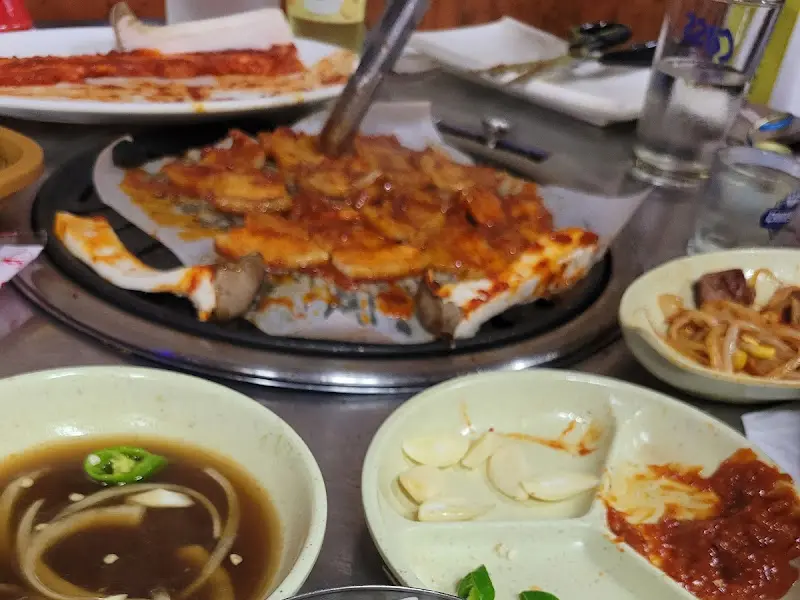 고추장 삼겹살과 밑반찬