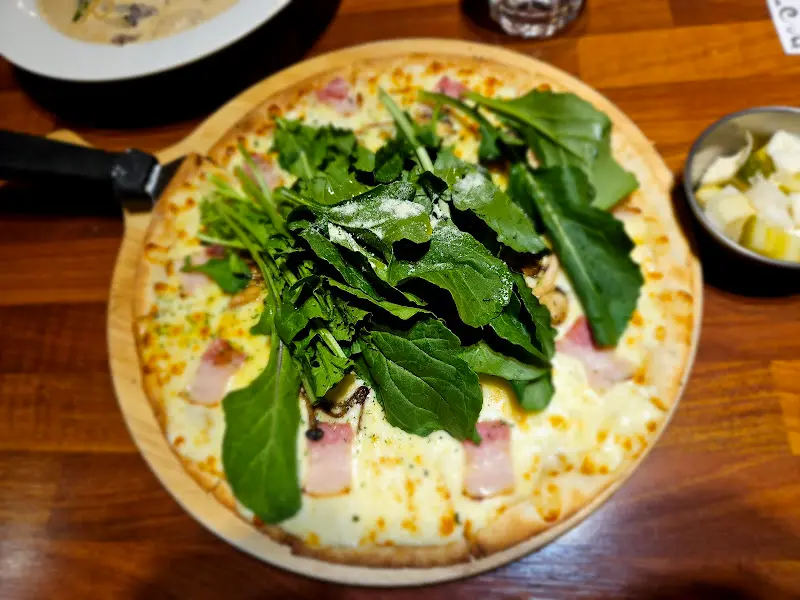 고르곤졸라 피자 클로즈업