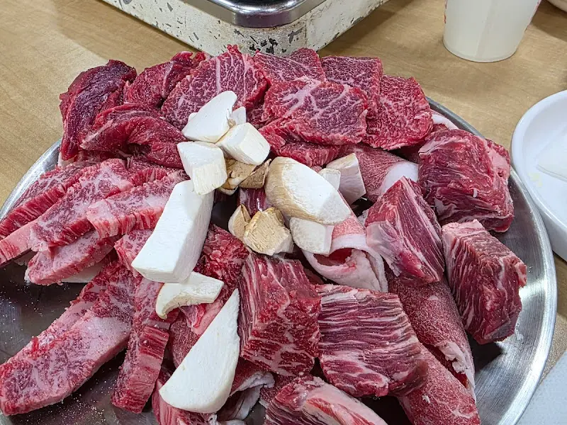 푸짐한 한우 모듬 한 상