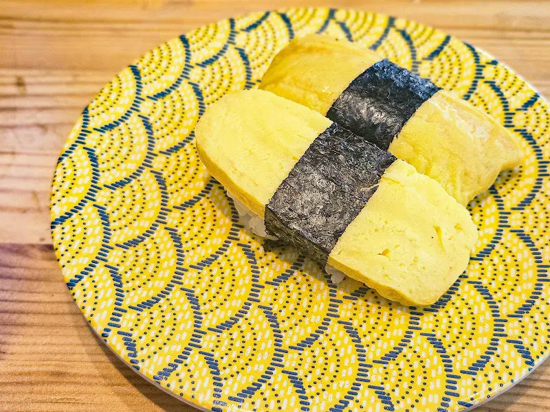 노란색 계란 초밥