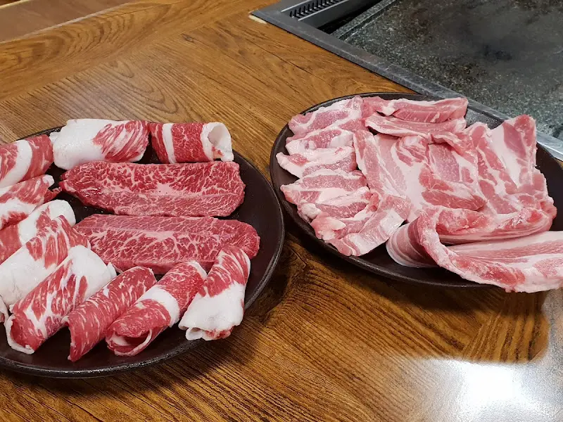 오겹살과 차돌박이