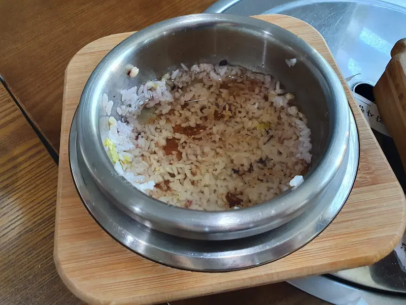 돌솥밥의 누룽지