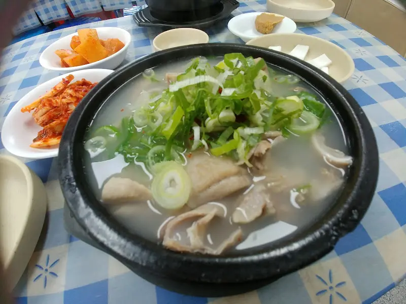 순대국밥 확대샷