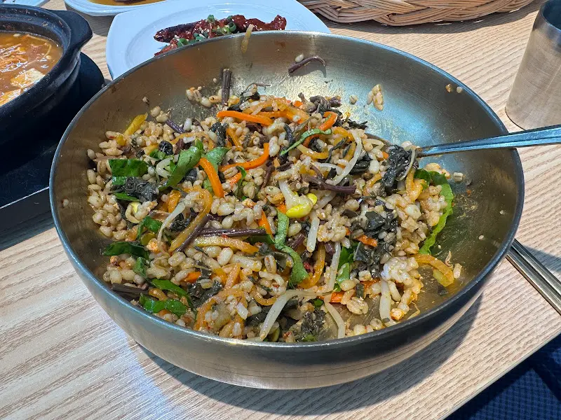 보리밥 비빔밥