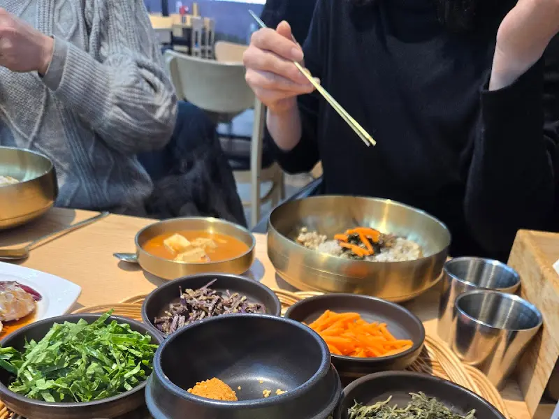 보리밥과 반찬들