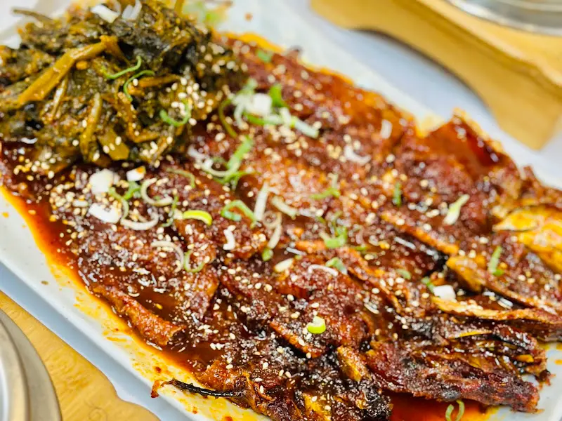 윤기가 흐르는 코다리 시래기찜의 비주얼