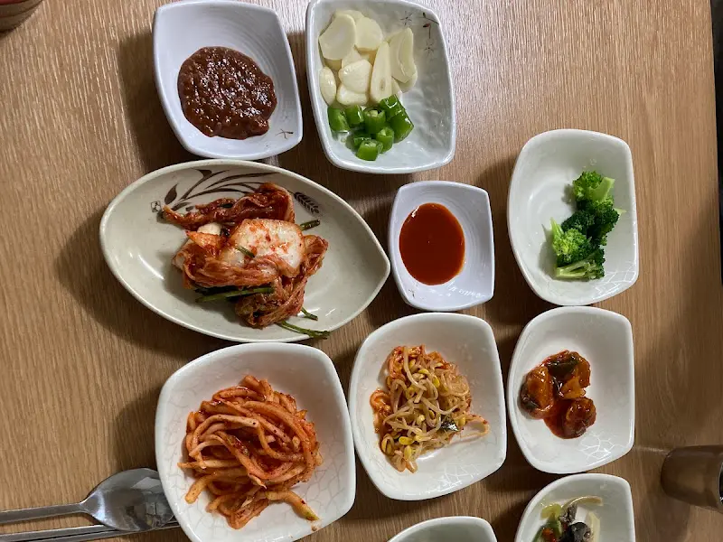 별미식당 기본 반찬