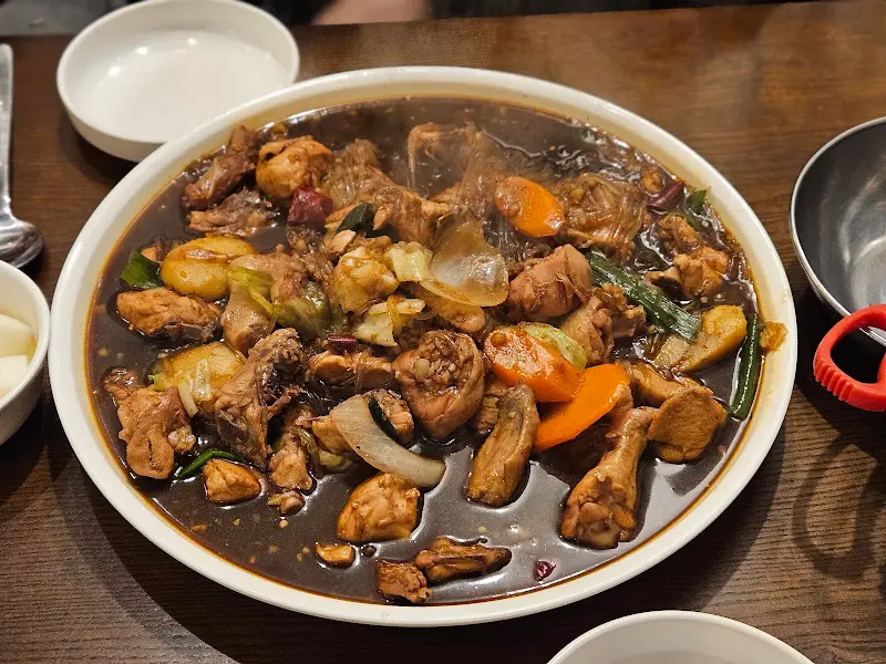 밀레니엄 안동찜닭 메인 음식