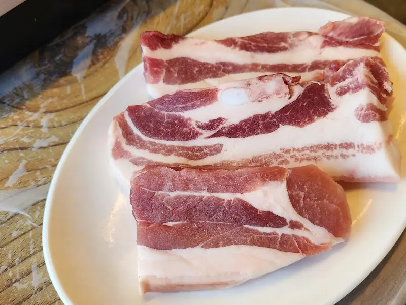 싱싱한 삼겹살의 모습