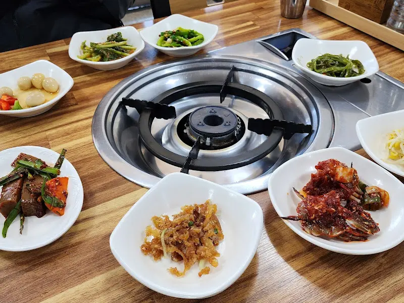 푸짐한 기본 반찬