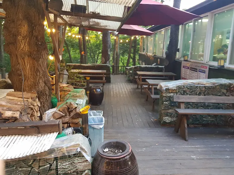 고령촌돼지찌개의 외부 전경