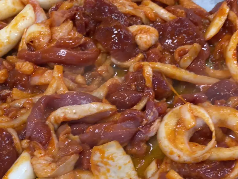 오리주물럭 근접 사진