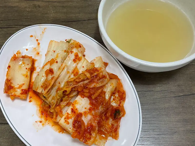 김치와 멸치 육수