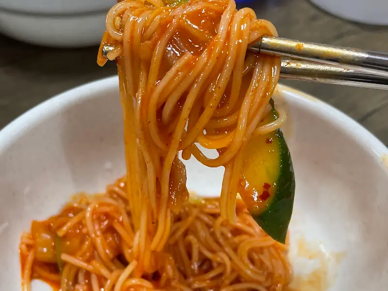 비빔국수 면발