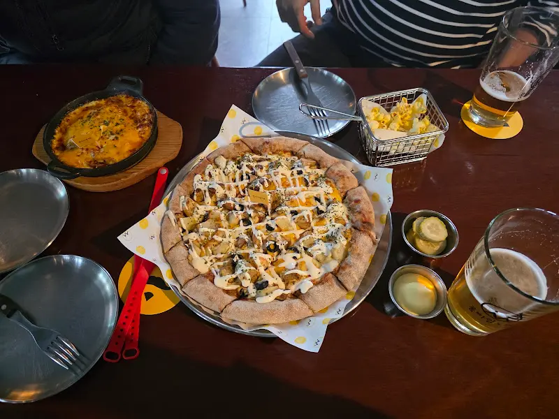 피자와 맥주, 감자튀김