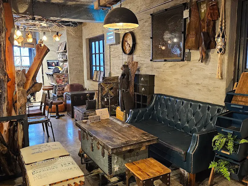 바이사이드 내부 인테리어