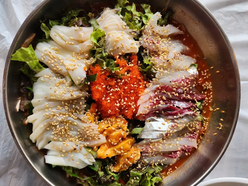 푸짐한 물회 한 상