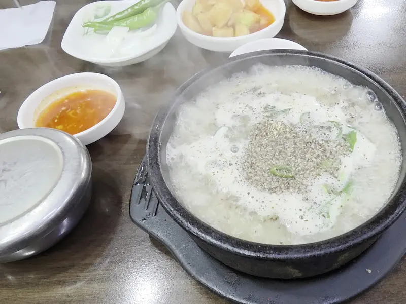 순대국 전체샷