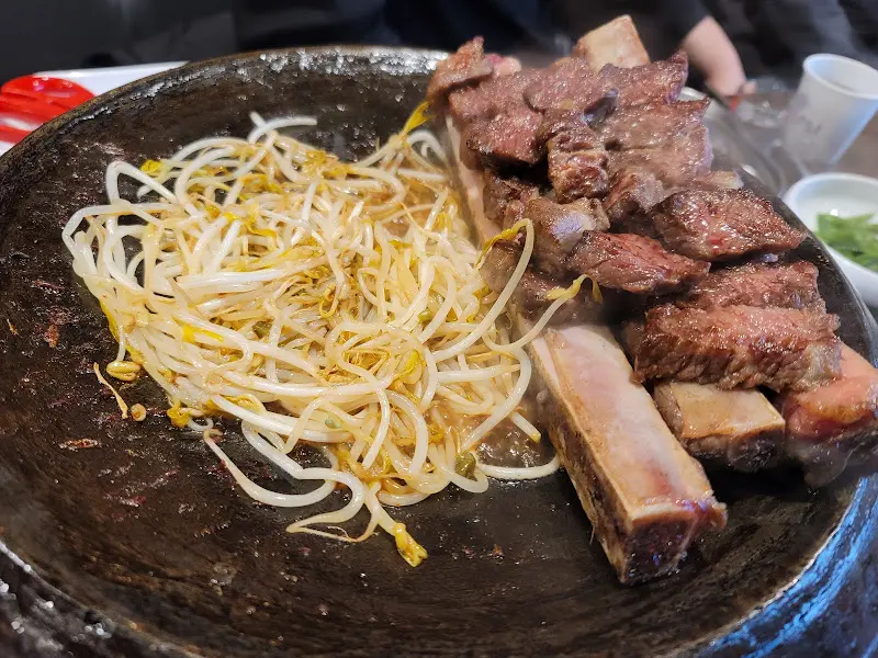 우대갈비와 콩나물