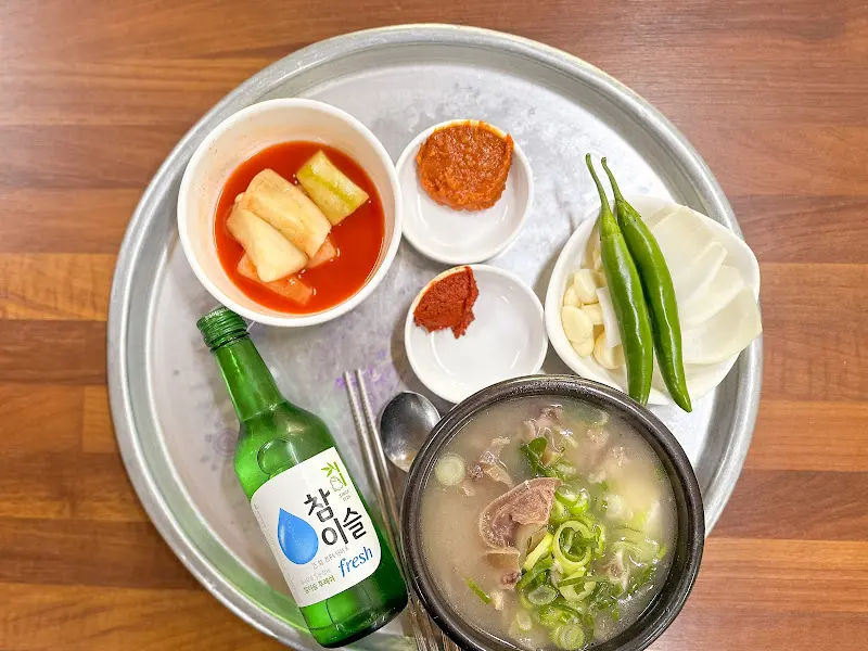 평남식당 곰탕 한상차림