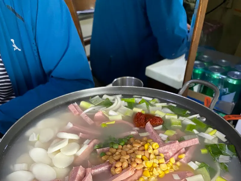 모박사 부대찌개 푸짐한 한 상