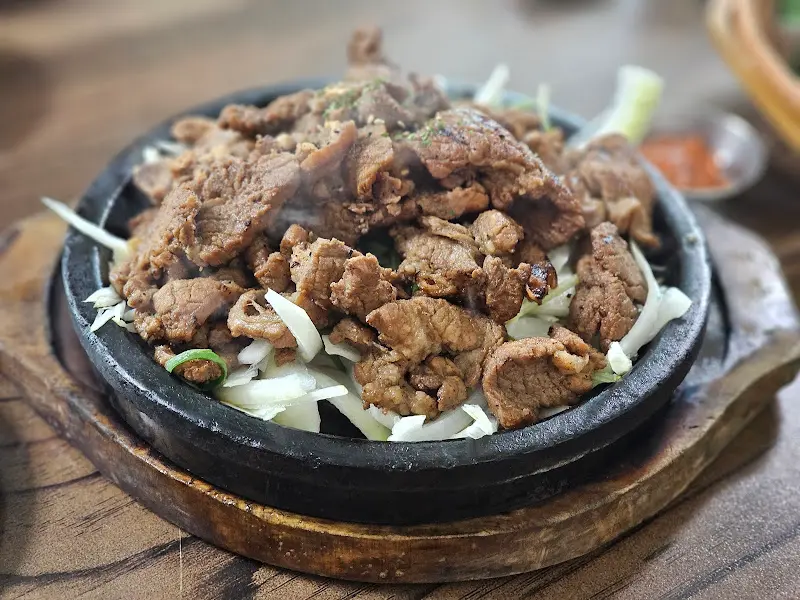 돌판 위의 석갈비