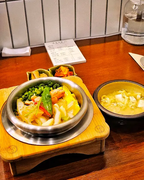 소갈비 솥밥과 밑반찬