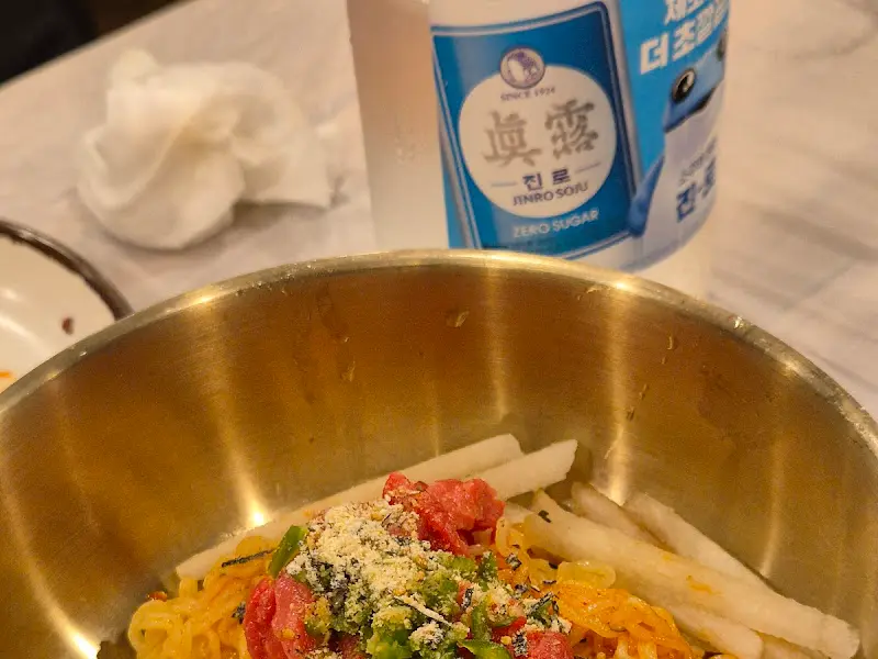 깔끔한 테이블 세팅