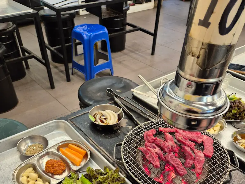 숯불과 석쇠, 그리고 갈비살