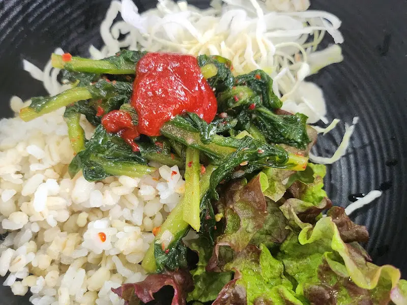 보리밥과 열무김치