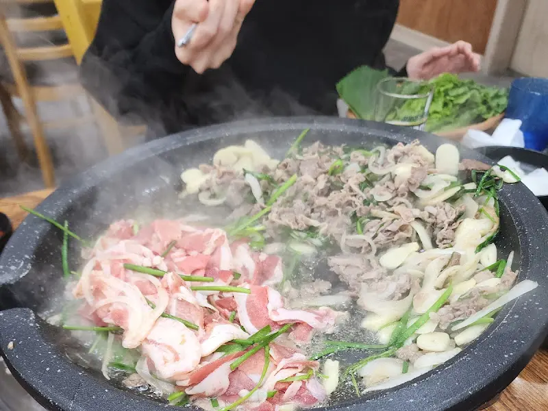 오리불고기 조리 모습