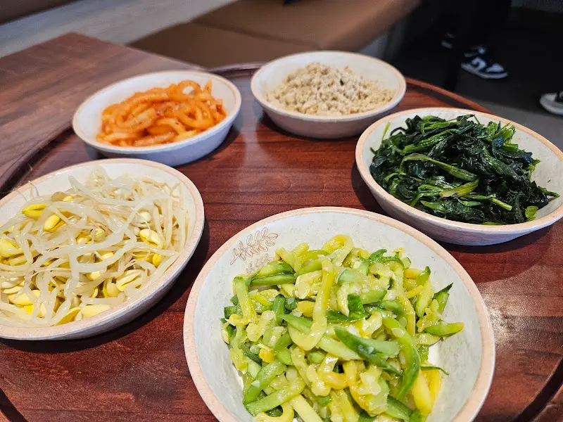 다채로운 색감의 5색 나물