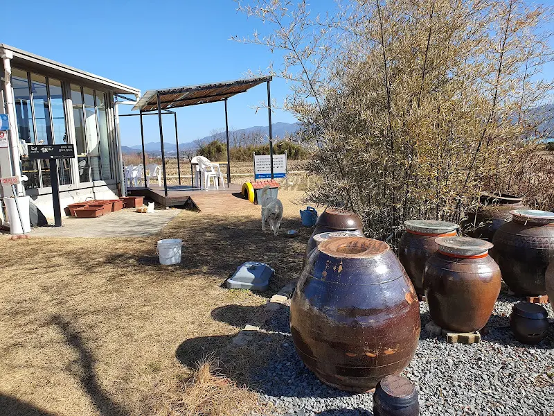 미실란 밥카페 외부 풍경