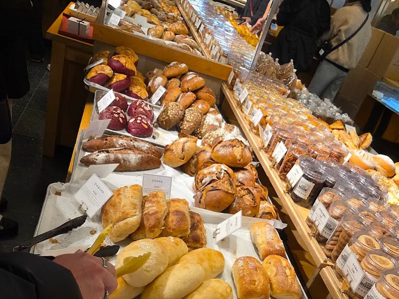 이성당 빵 진열대