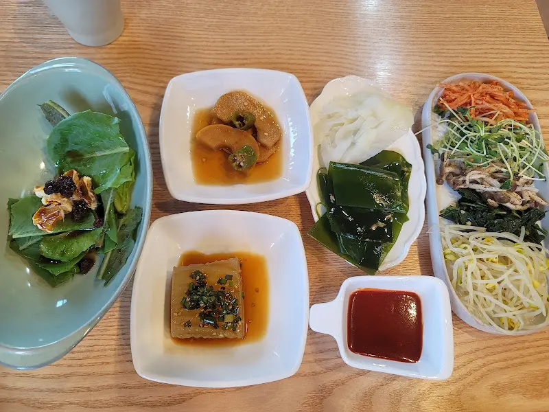 다채로운 밑반찬