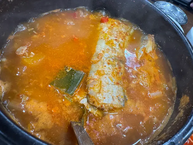 보글보글 끓는 갈치찌개