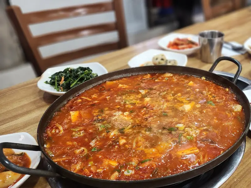 두부두루치기 전체샷