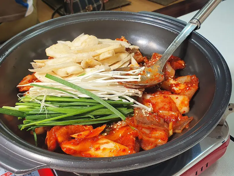 황제식당 내부