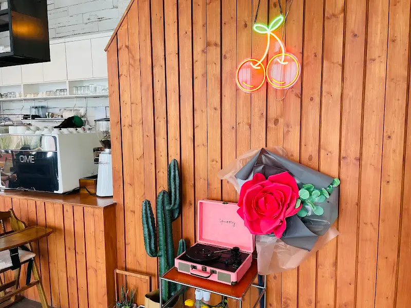 카페 내부 인테리어