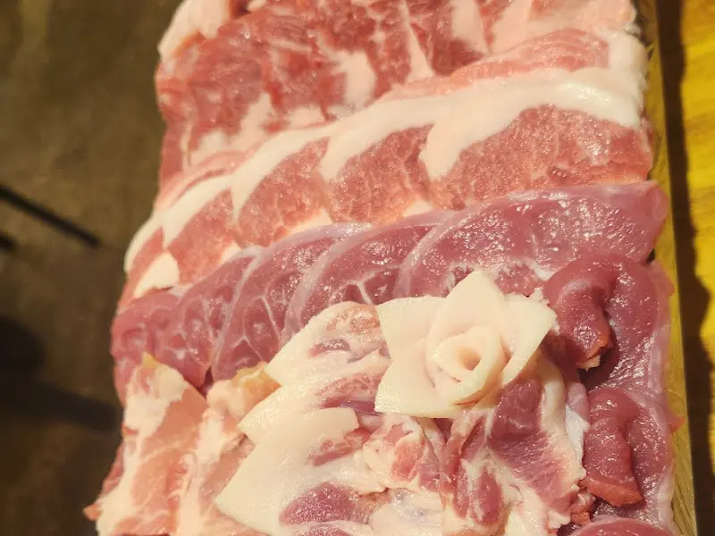 신선한 돼지 특수부위 모듬