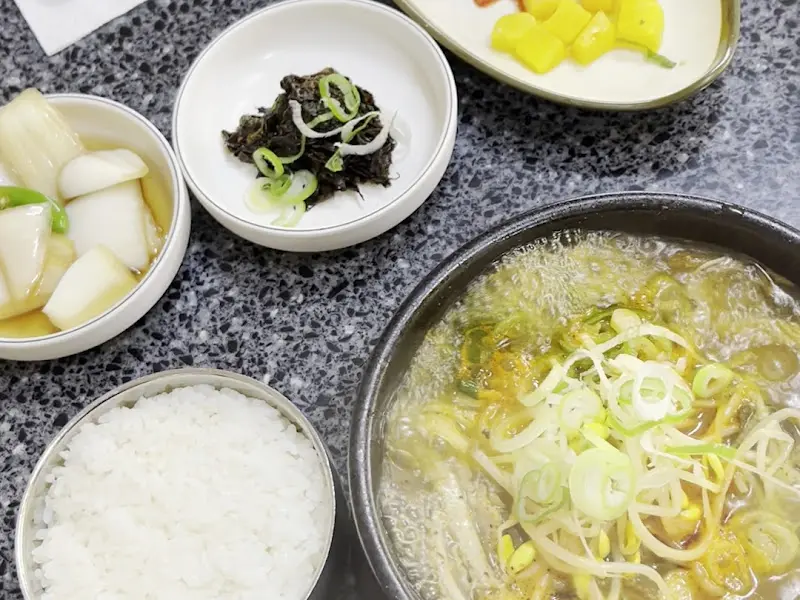 해장국과 반찬