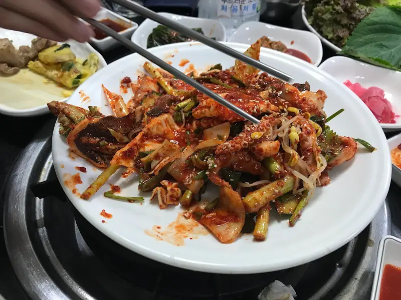 매콤한 해물 볶음