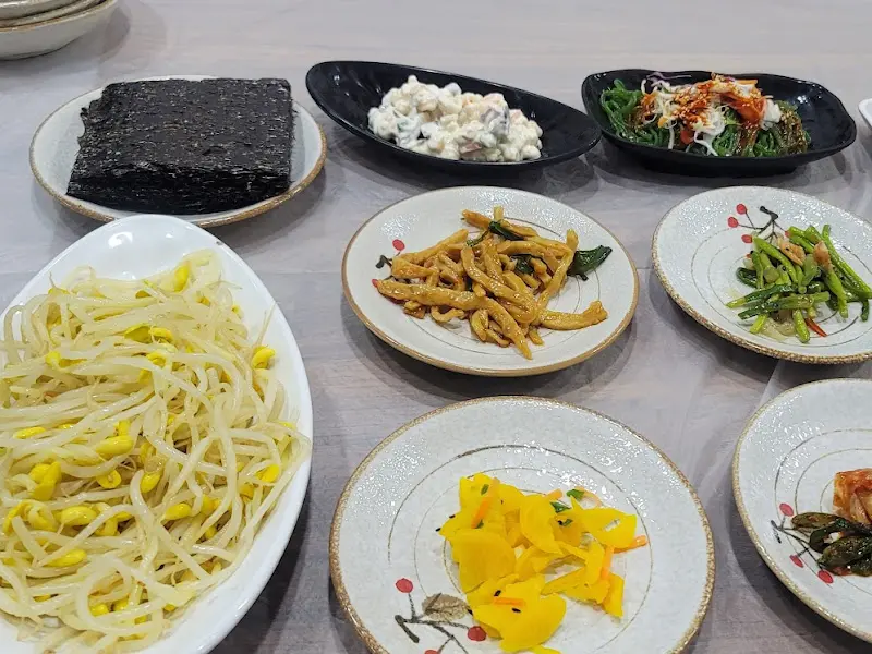 다채로운 밑반찬