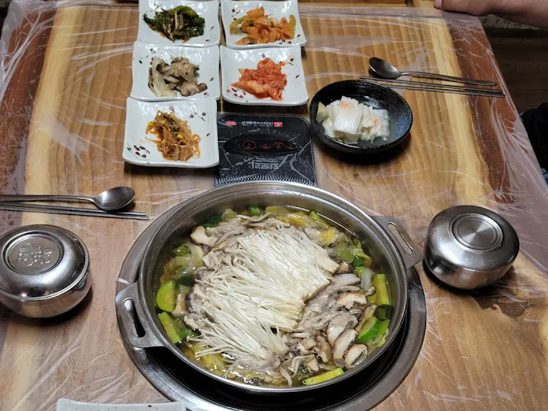 오리탕 한 상 차림