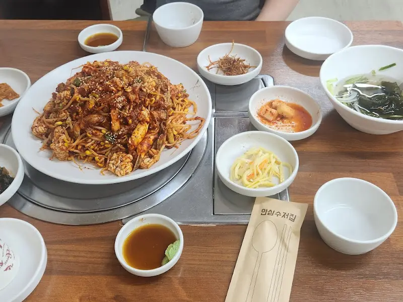 알찜 한 상 차림