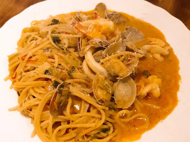 해산물이 듬뿍 들어간 파스타