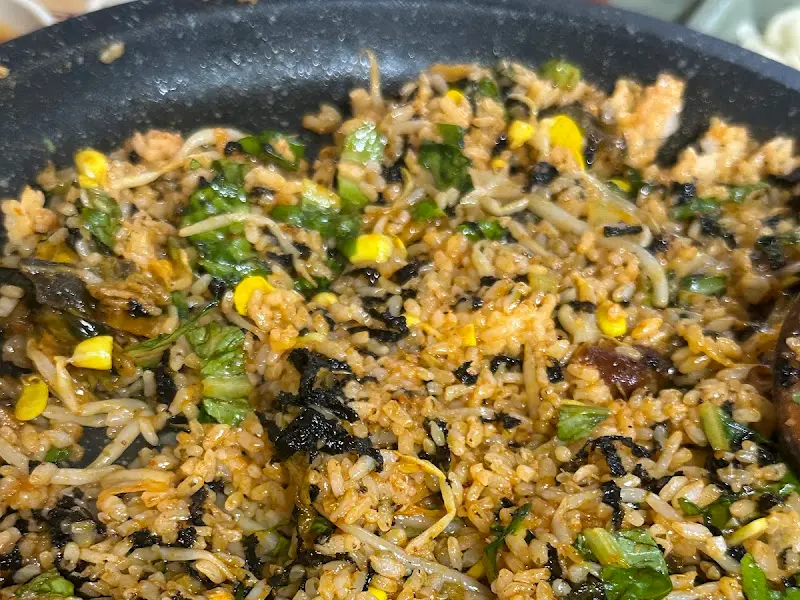 오리 주물럭의 마무리는 역시 볶음밥